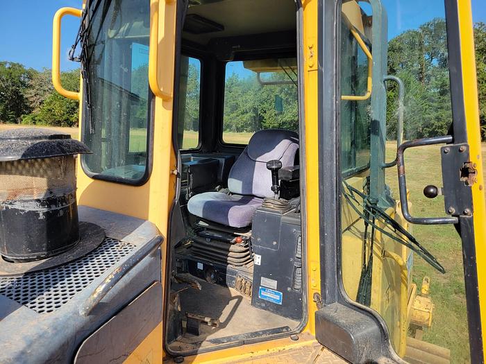 Used 2013 Dressta Crawler Dozer