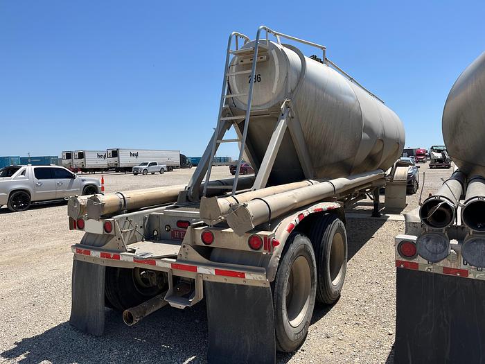 Used 2013 Heil Pneumatic