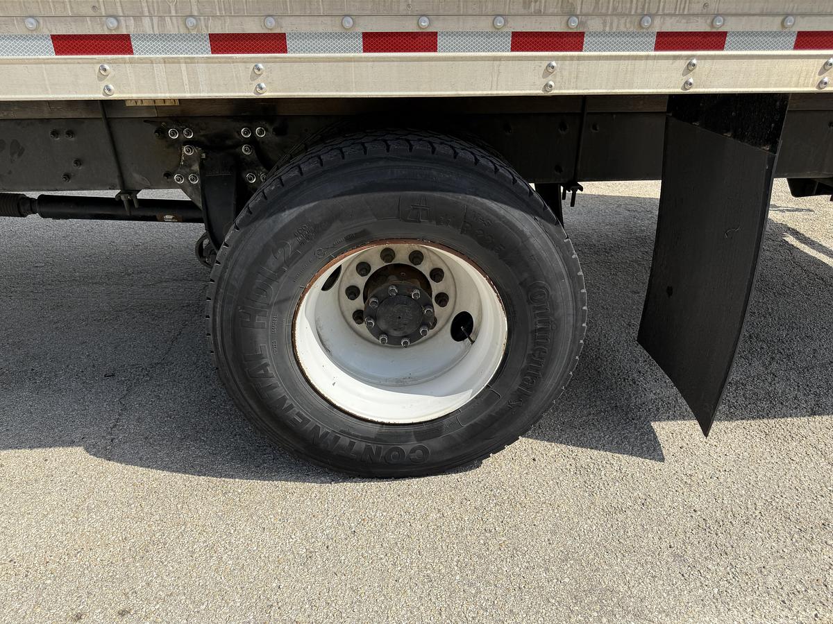 Used 2021 Freightliner M2 106