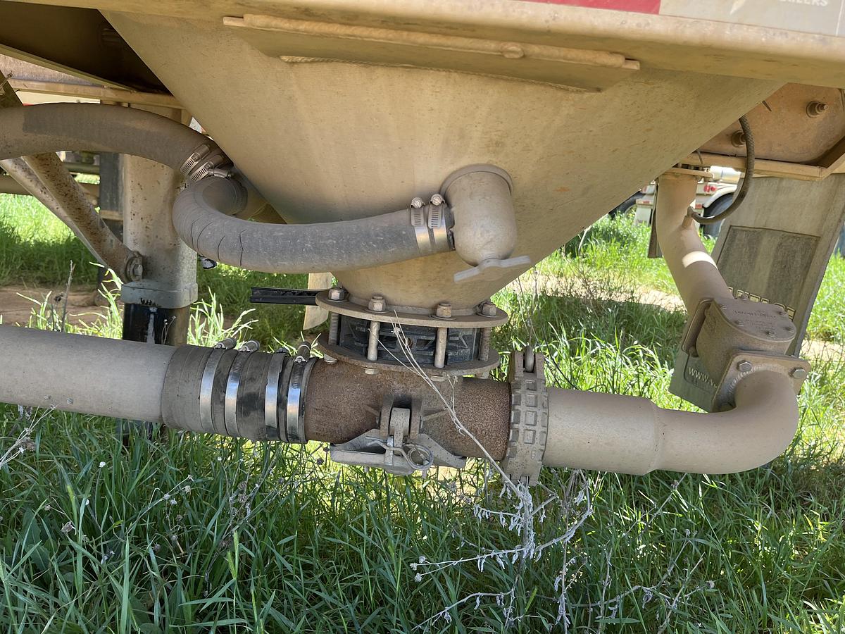 Used 2015 Vantage Pneumatic