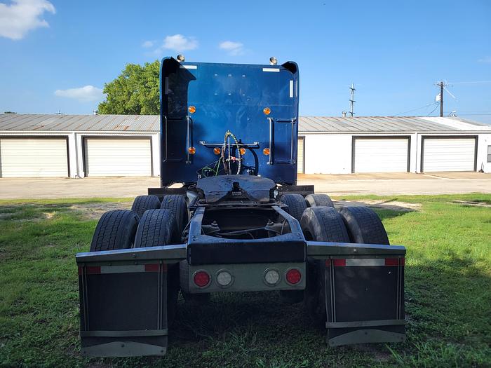 Used 2023 Peterbilt 389