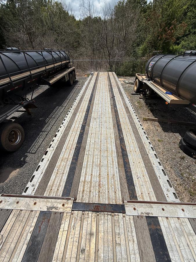 Used 2022 Fontaine Step Deck