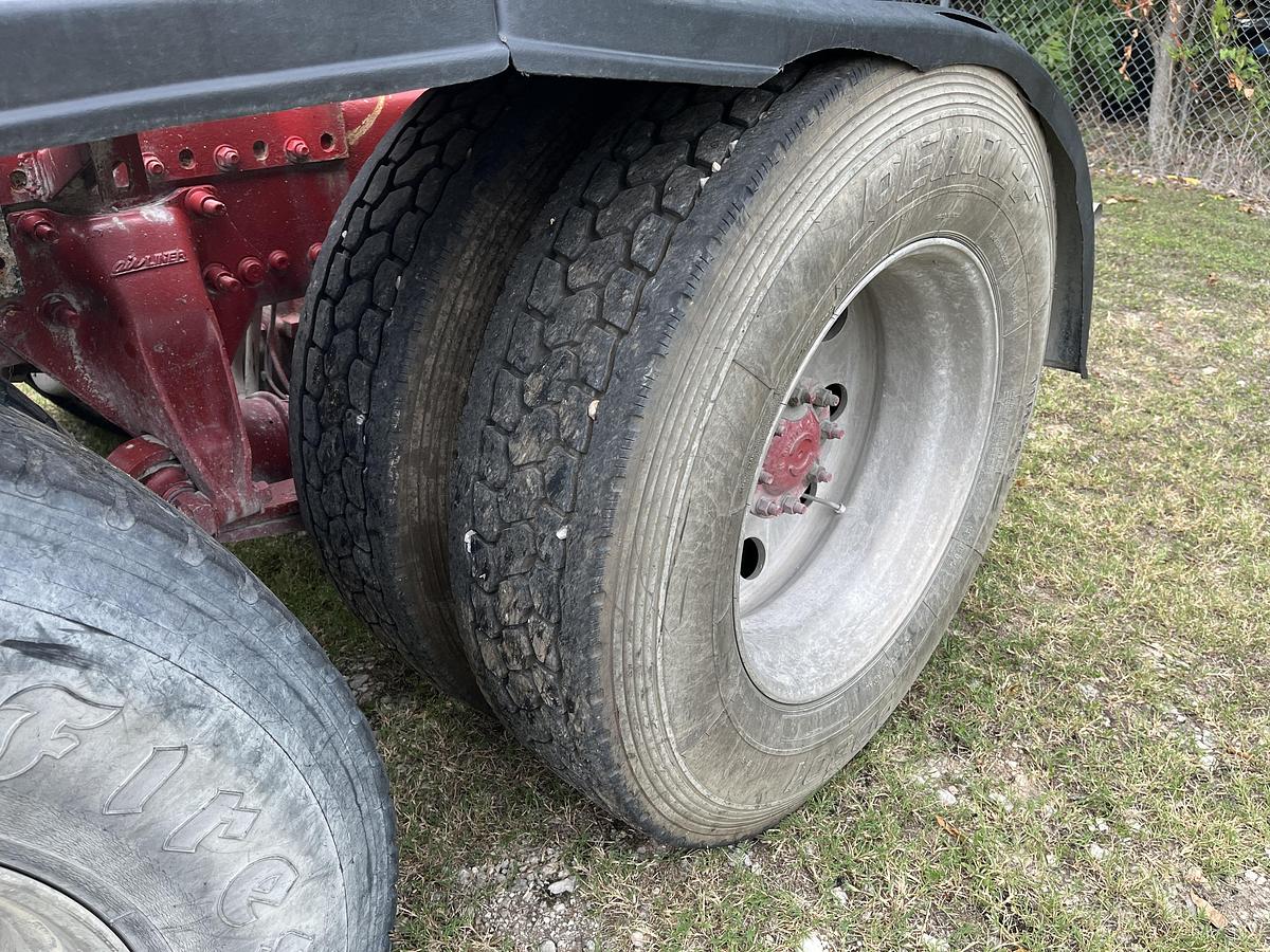Used 2011 Freightliner Coronado 122SD Day Cab