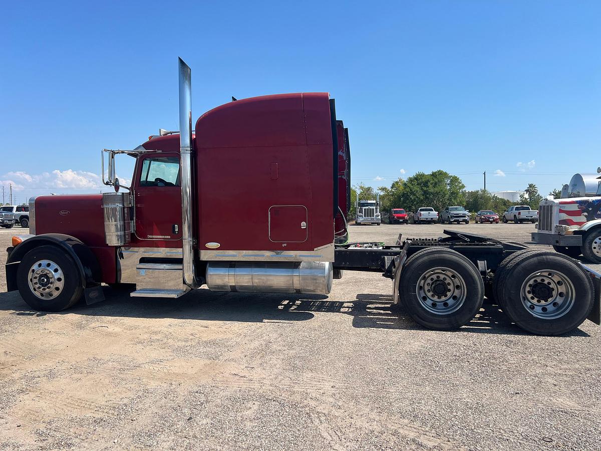 Used 2005 Peterbilt 379 EXHD
