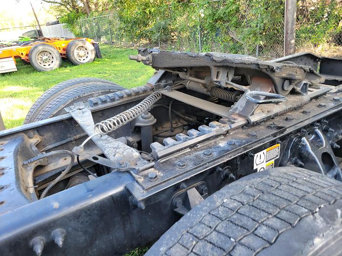 Used 2023 Peterbilt 389