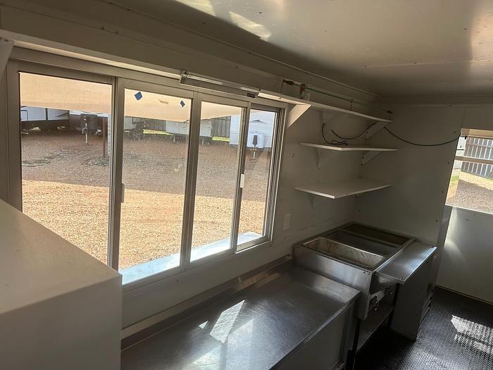 Used 2020 Margo Concession Trailer