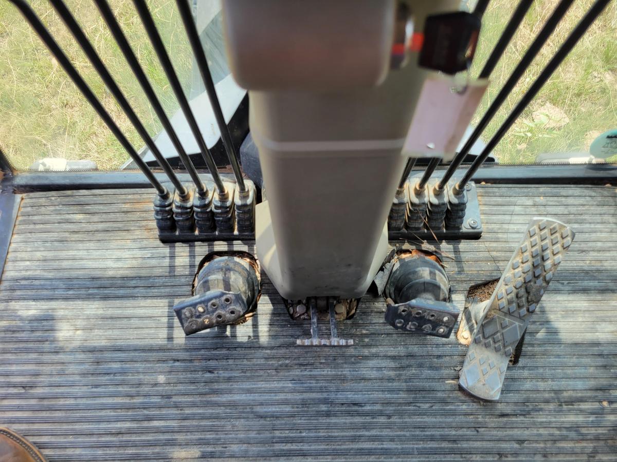 Used 2015 Case 885B AWD Grader