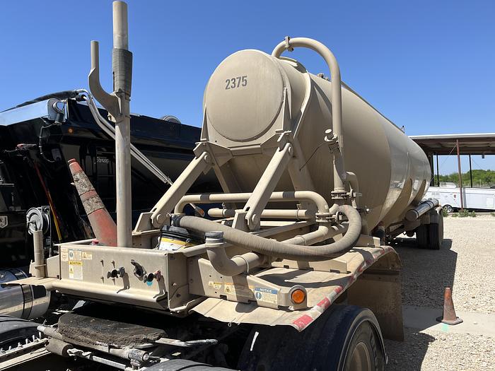 Used 2011 Heil Pneumatics