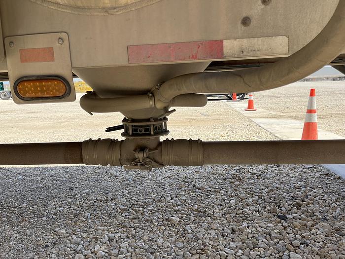 Used 2013 Heil Pneumatic