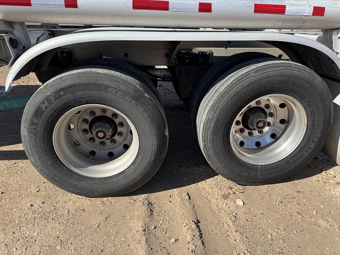 Used 2001 Polar 1611 cu.ft.