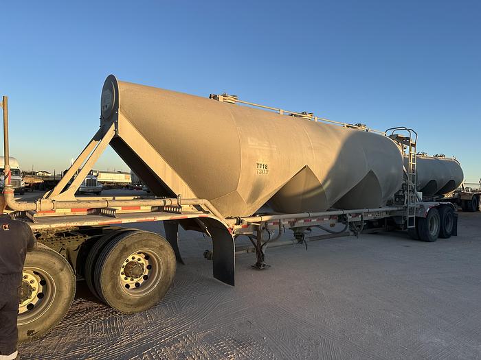 Used 2008 Stephens 1000 cu.ft.