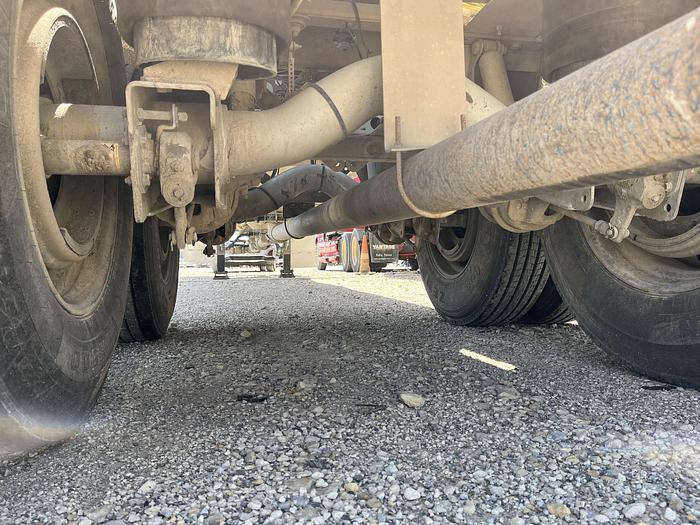 Used 2013 Heil Pneumatic