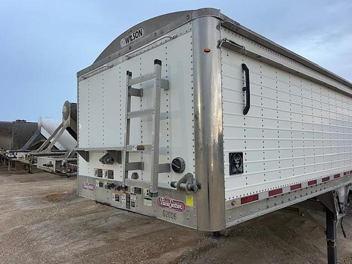 Used 2016 Wilson Sand Trailer