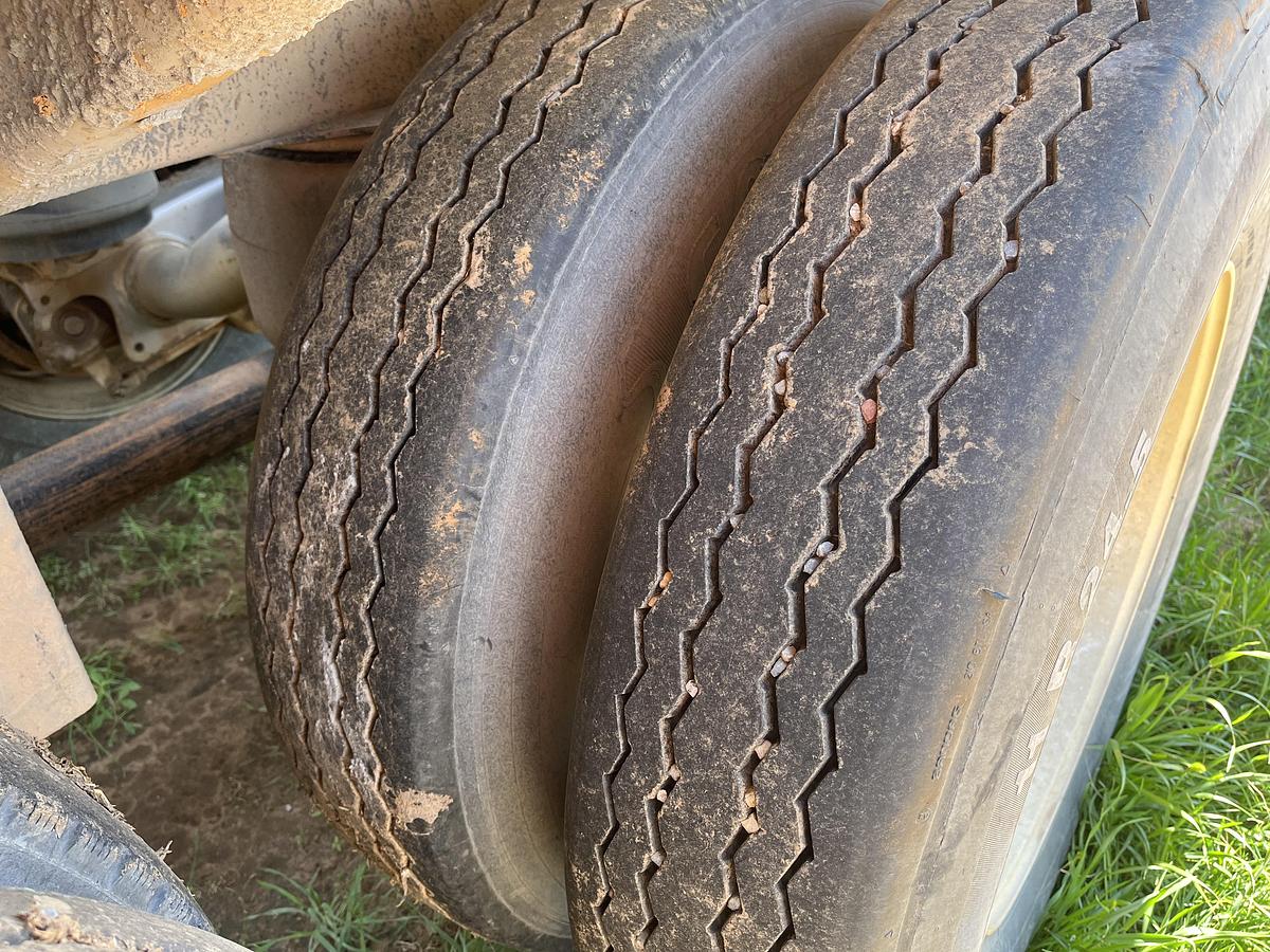 Used 2015 Vantage Pneumatic