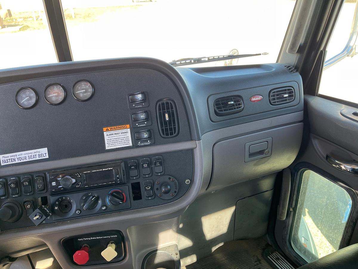 Used 2012 Peterbilt 365 Winch Truck