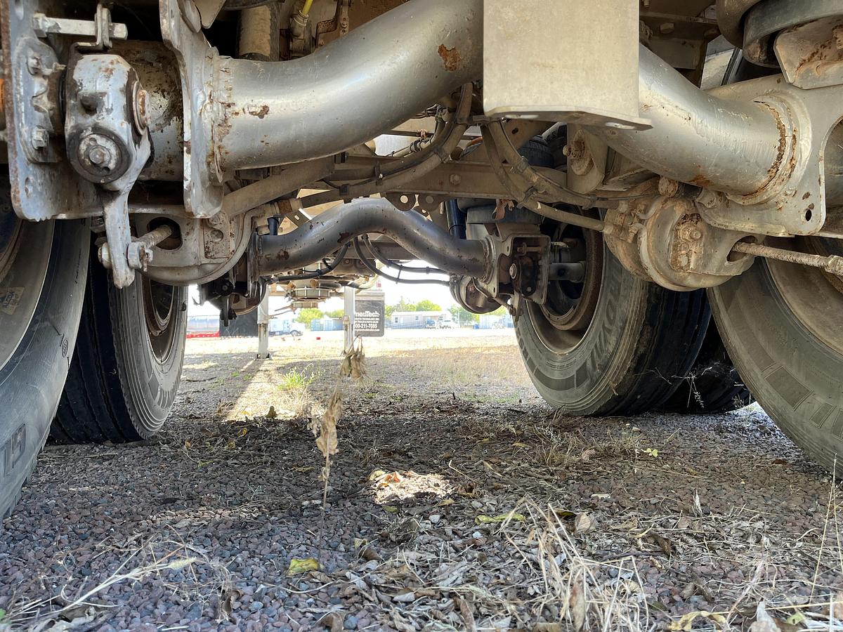 Used 2012 Heil 1040 Pneumatic Trailers