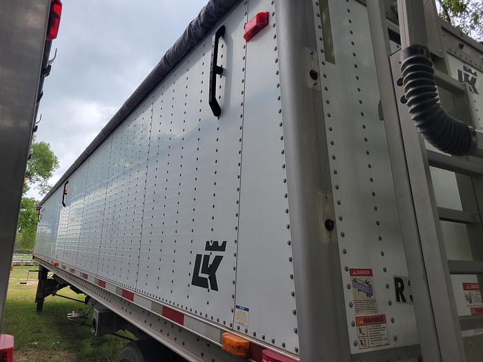 Used 2017 Lode King 402