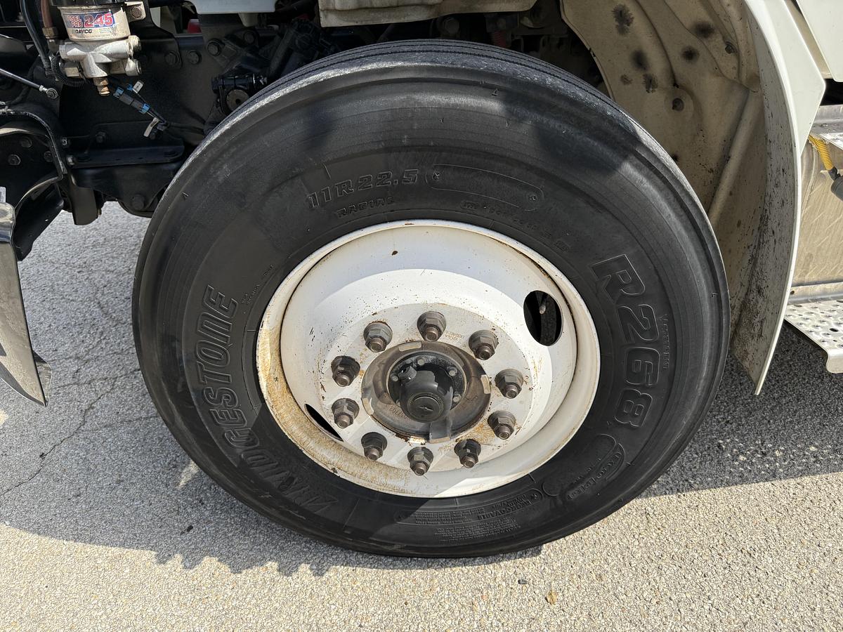 Used 2021 Freightliner M2 106