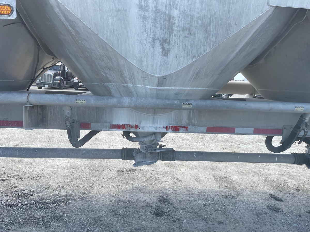 Used 2015 Vantage Pneumatic