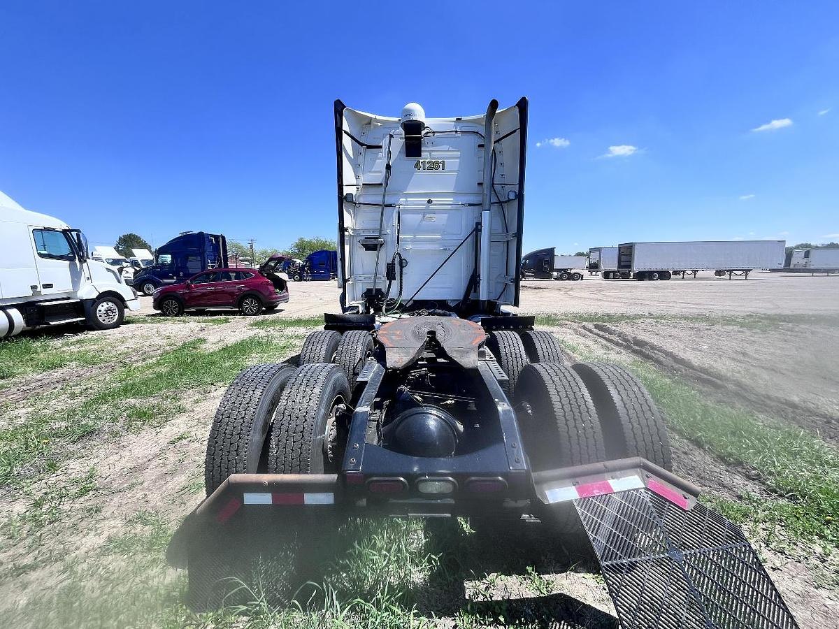 Used 2021 Volvo 760 Sleeper