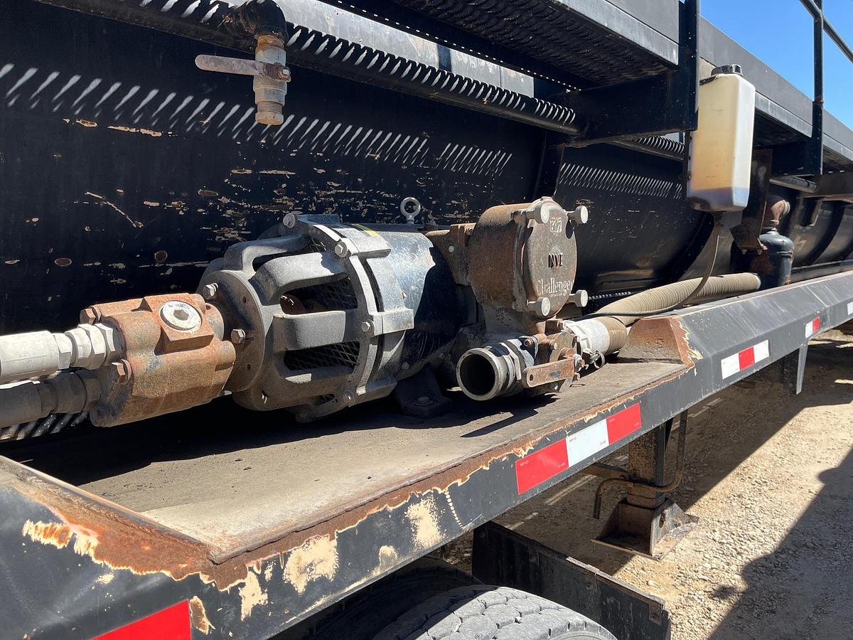 Used 2009 Galyean Vac Tank Trailer