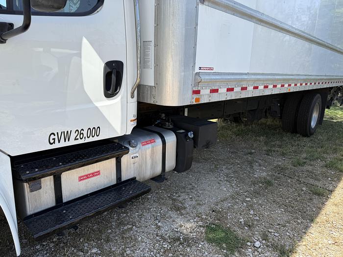 Used 2019 Freightliner 26' M2