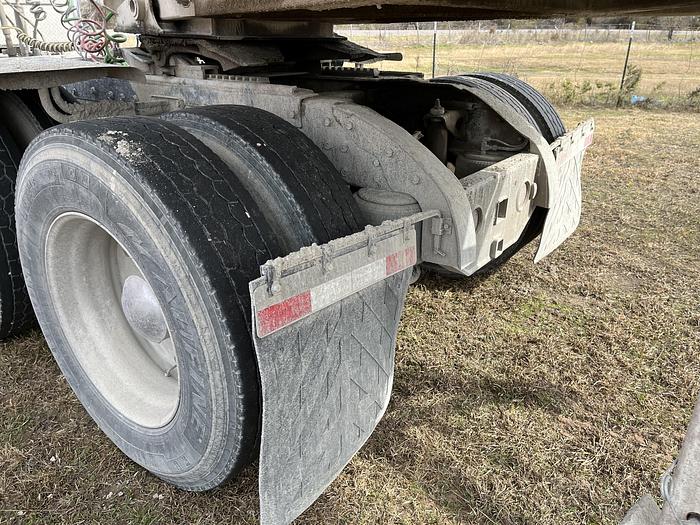 Used 1993 Peterbilt 379 Day Cab