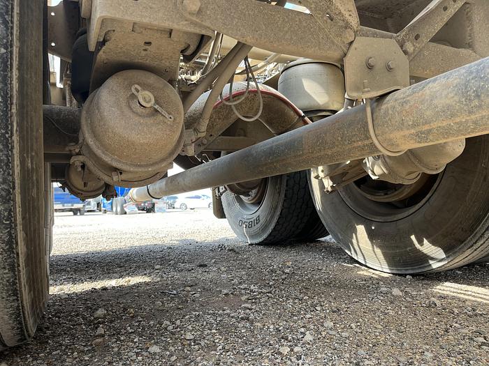 Used 2015 Heil 1040 cu.ft.