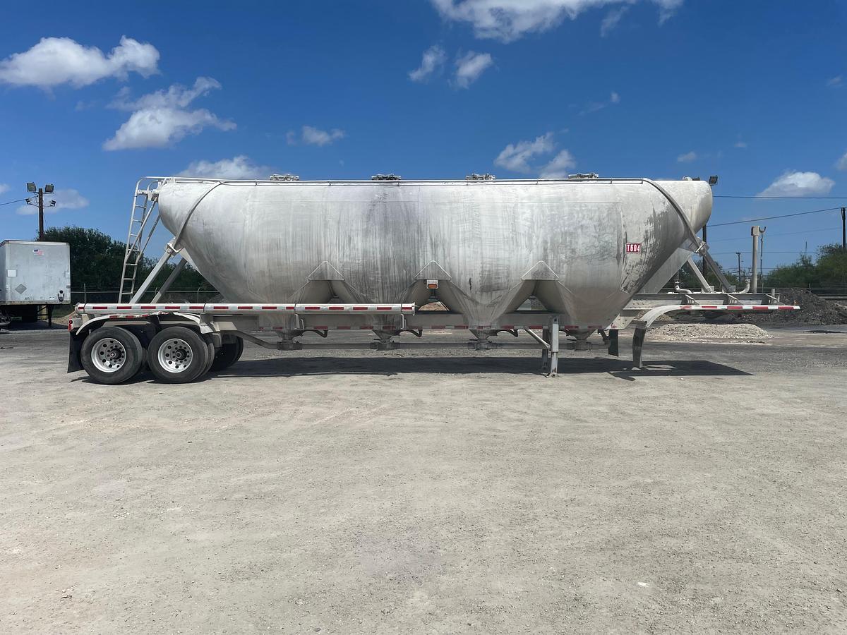 Used 2015 Vantage Pneumatic