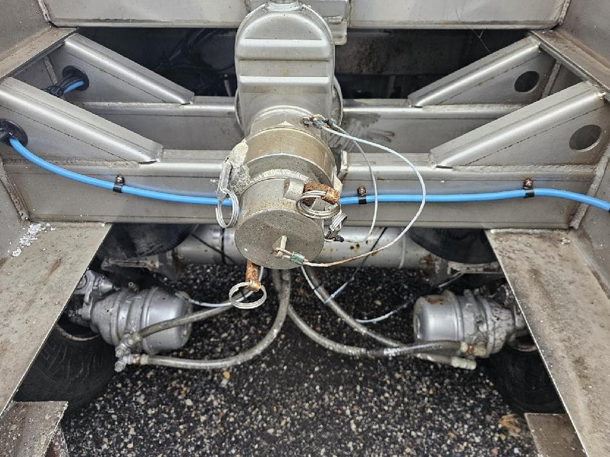 Used 2015 Acro Tank Trailer