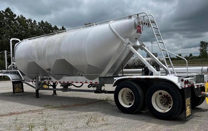 Used 2012 Vantage 1000 cu.ft.