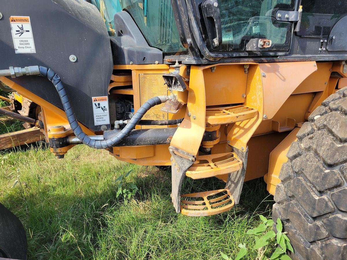 Used 2015 Case 885B AWD Grader