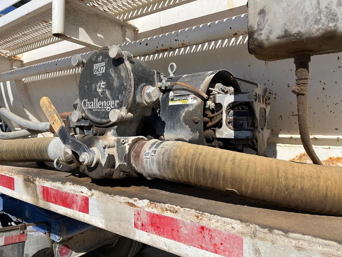 Used 2011 Dragon Vac Tank Trailers