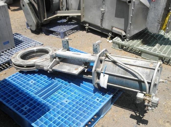 Used Hopper, 125 CF, S/st, 70" X 70" X 64", Valve, #S741230
