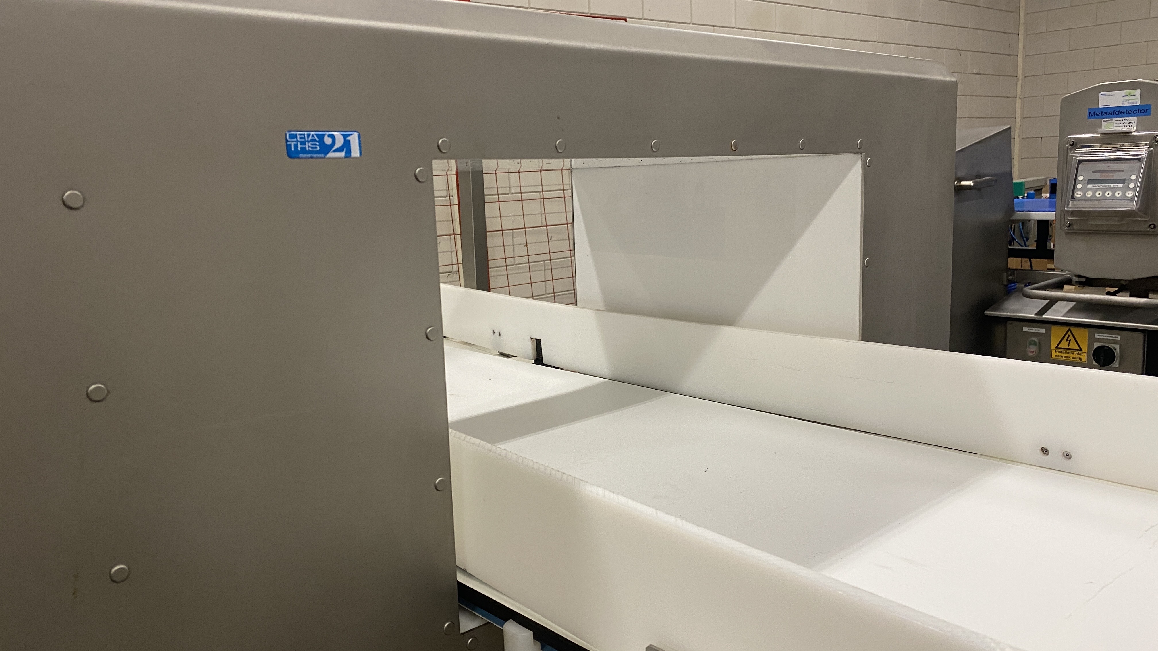 Used Ceia MS21 bulk metaldetector