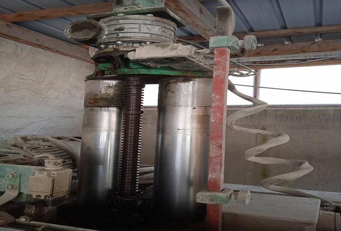 Gebraucht 1992 Noat 2000 A