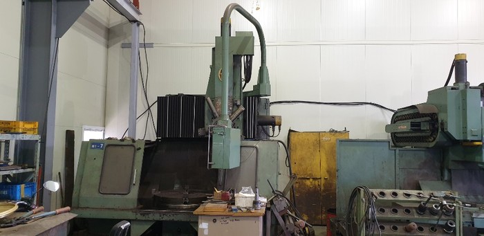 OM Ltd. TM2 - 10N CNC Vertical Turning Lathe Machine