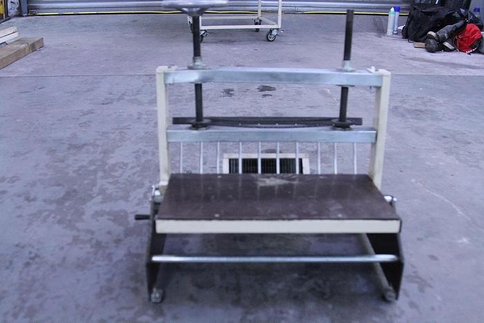 Used Muro Padding Press with Heater - A4 HAD/A3 HAD