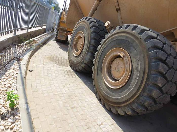 Used 2016 BELL B40E