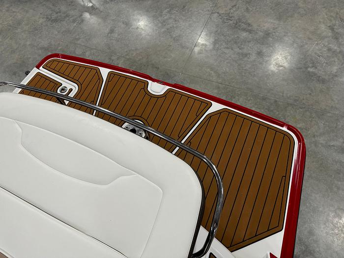 Used 2016 Monterey 328 SS