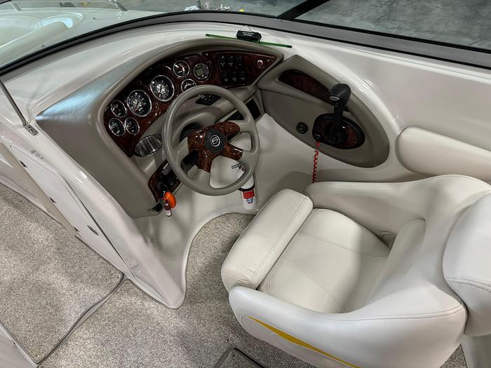 Used 2007 Crownline 270 BR