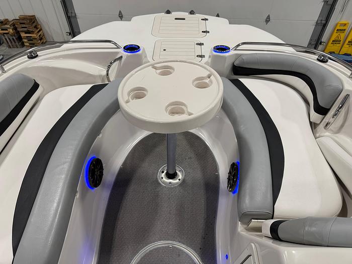 Used 2014 Starcraft 2000 Limited