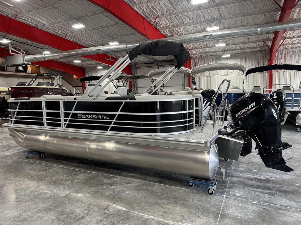 Used 2026 Berkshire 22 RFX LE