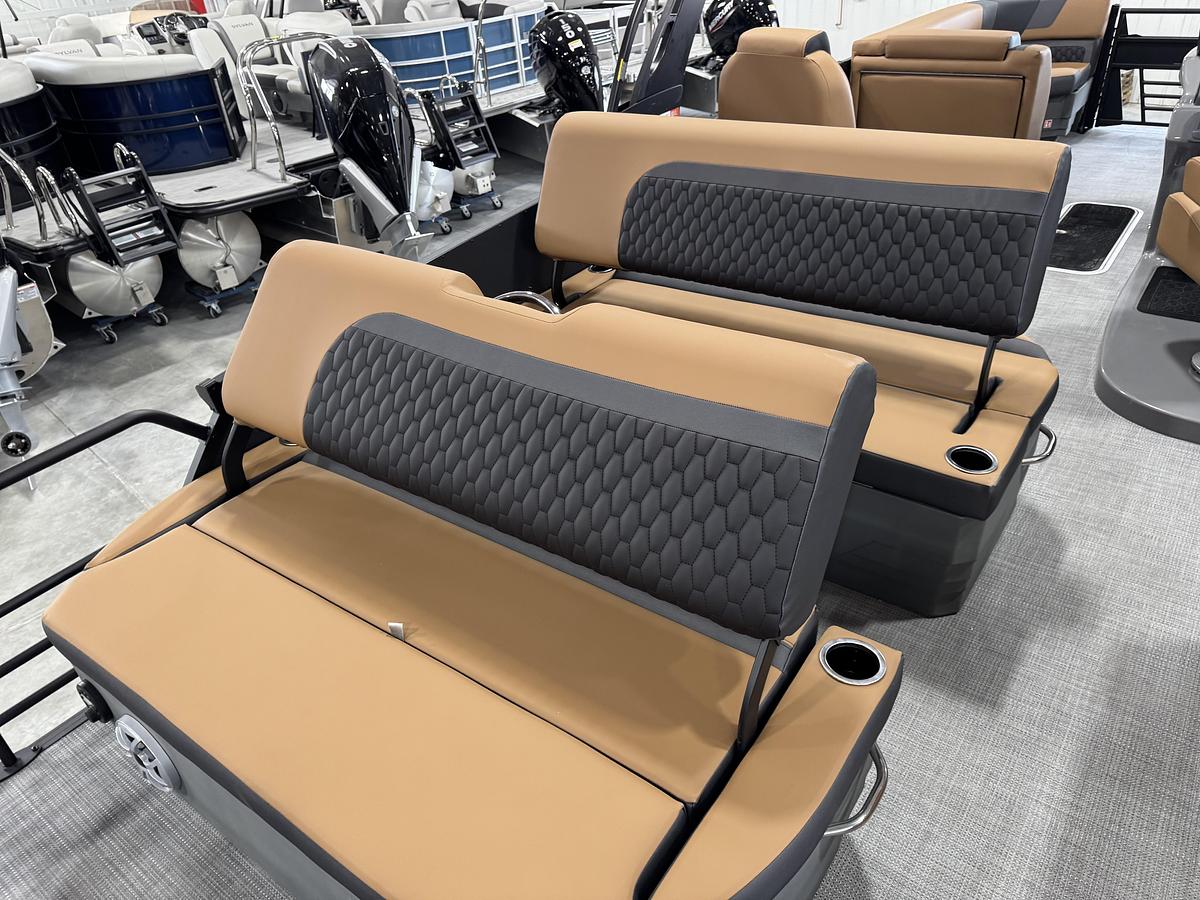 2026 Sylvan L-5 Platinum