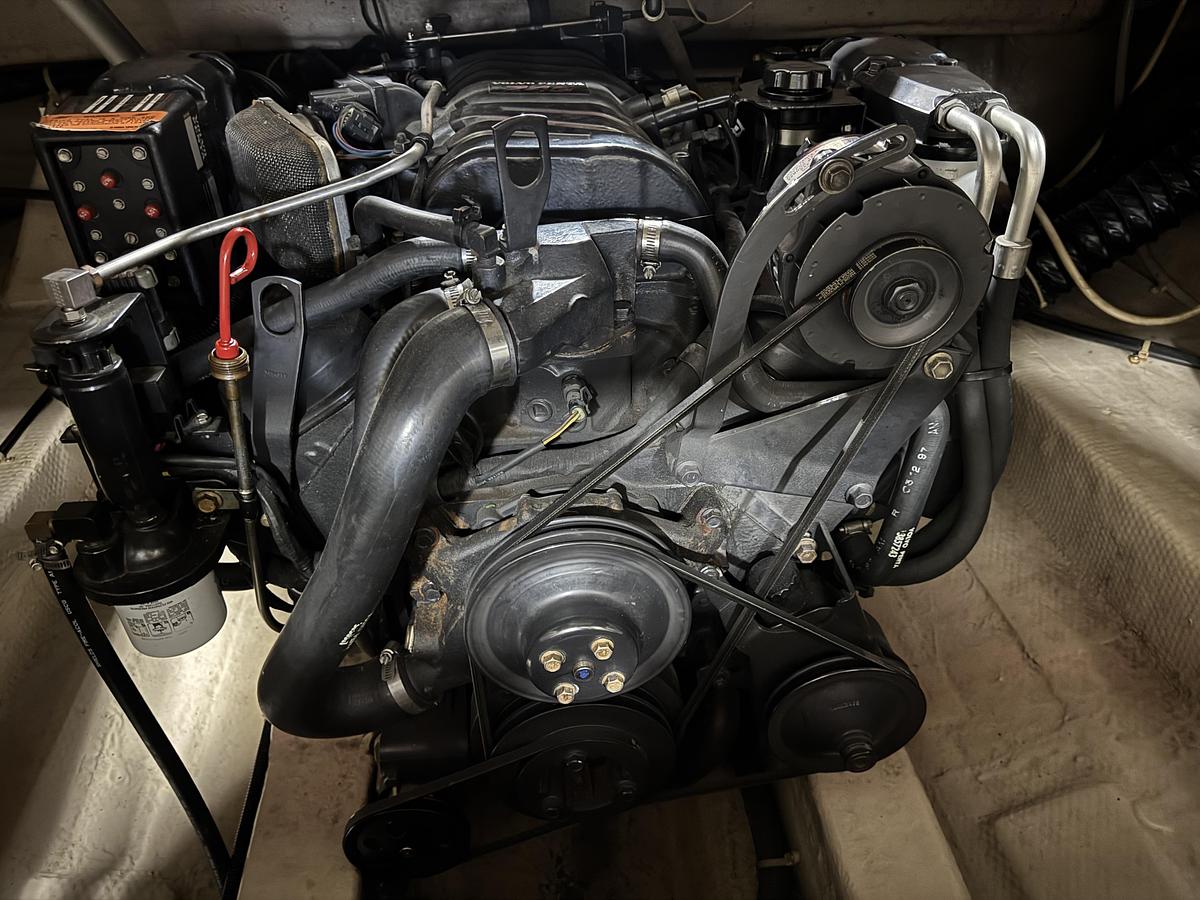 Used 1998 Regal 2800 LSR