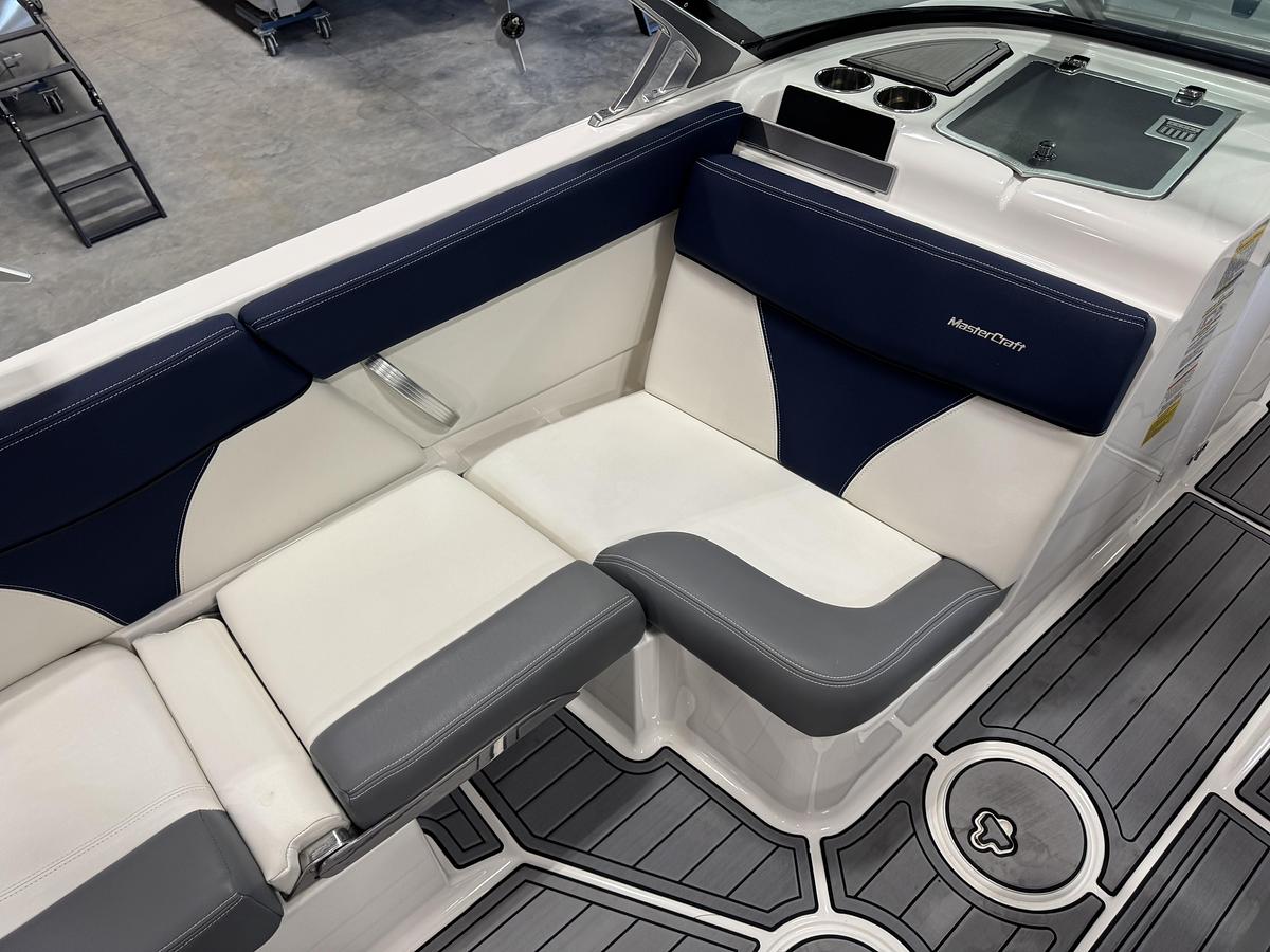 Used 2019 Mastercraft XT 25