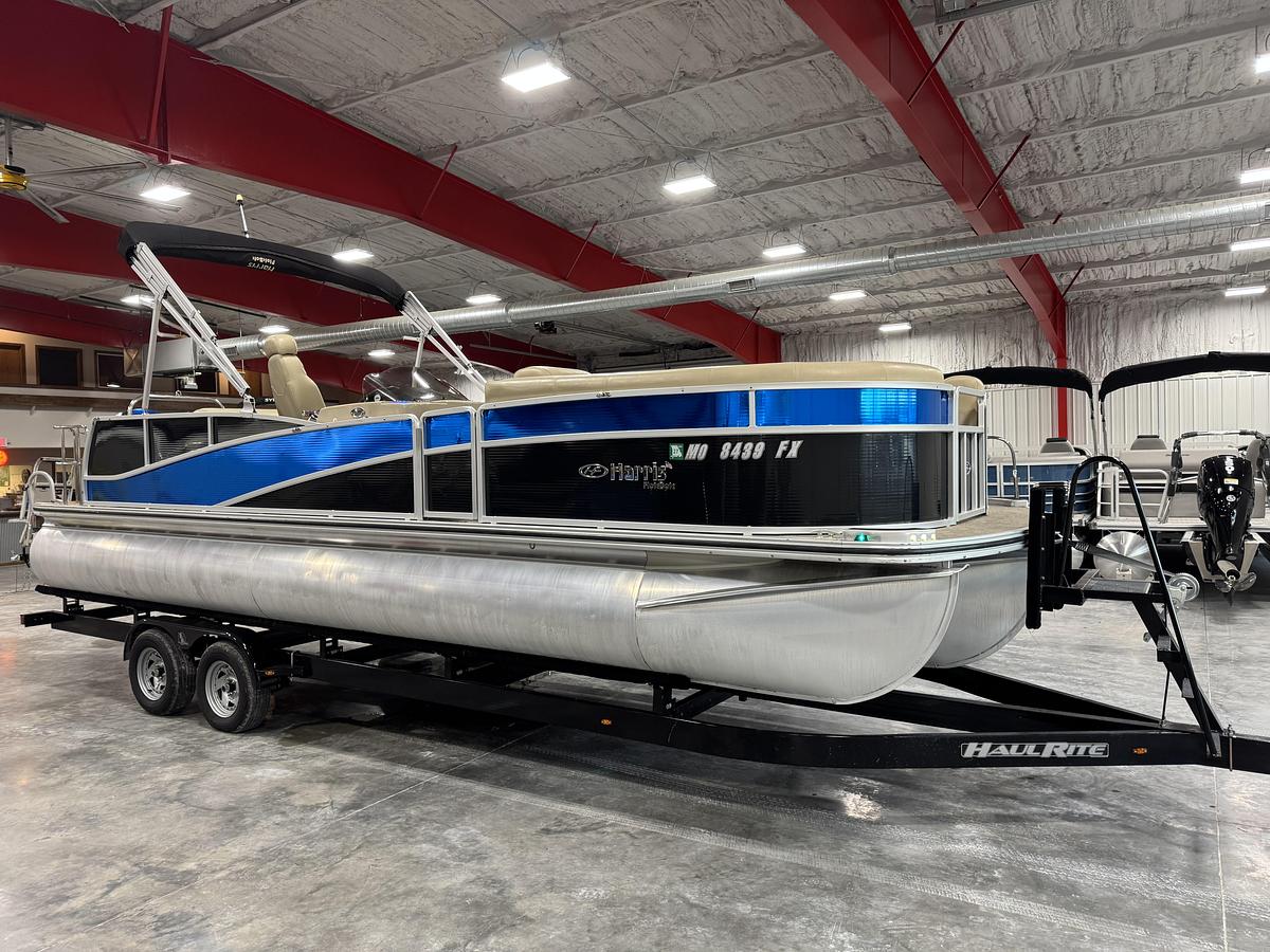 Used 2012 Harris 250 Grand Mariner
