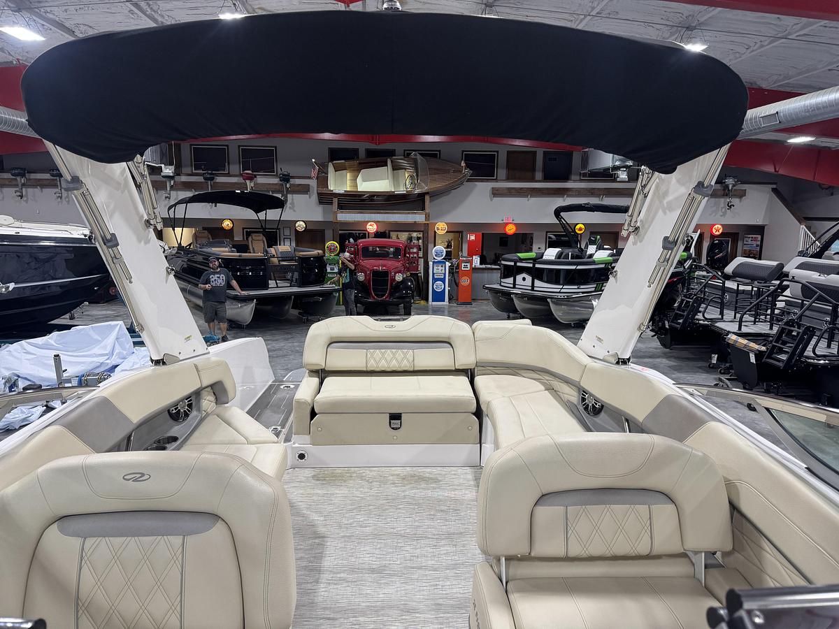 Used 2019 Regal 26 Fasdeck