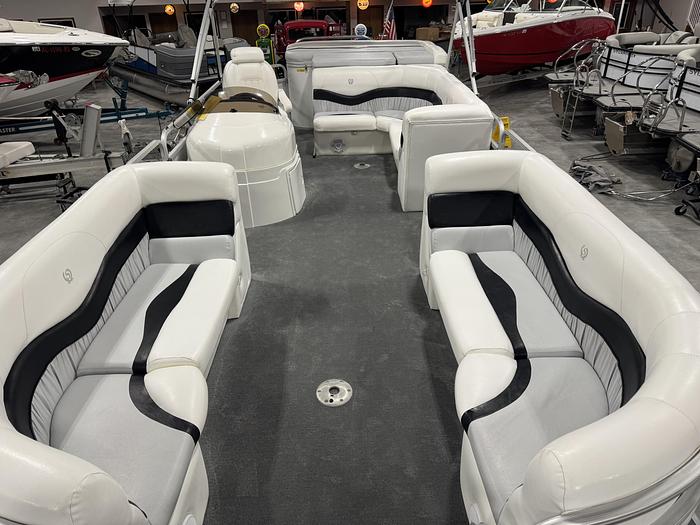 Used 2006 Sundancer Pontoons 260 Majestic