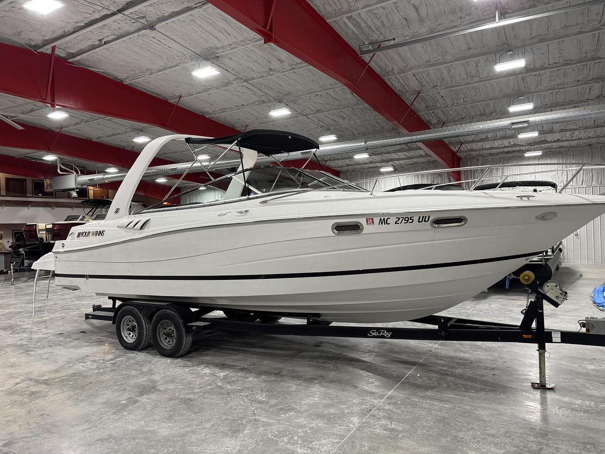 Used 2005 Four Winns 285 Sundowner